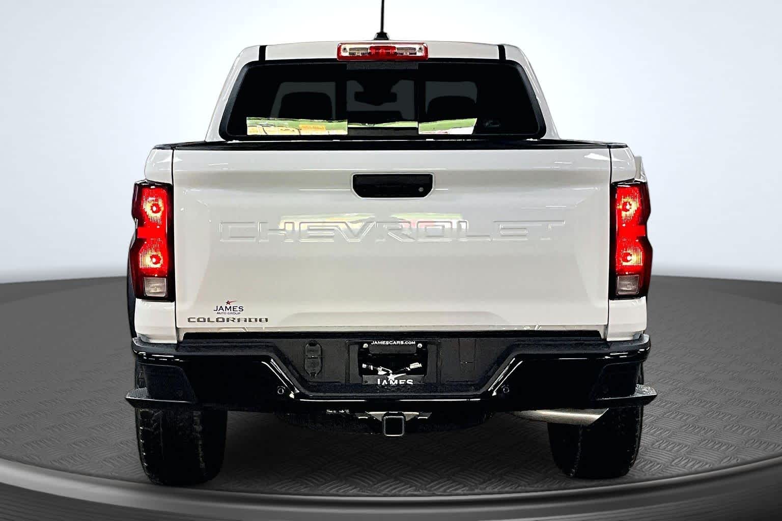 2026 Chevrolet Colorado 4WD Trail Boss Summit White at James Chevrolet