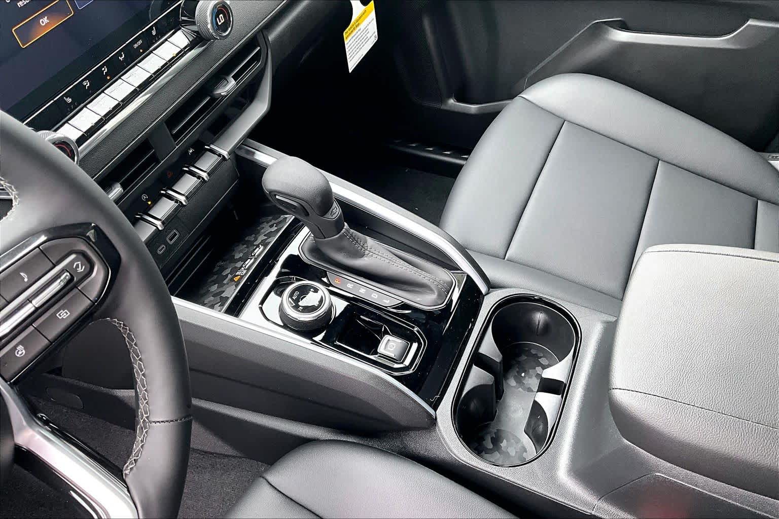 2026 Chevrolet Colorado 4WD Trail Boss Black at James Chevrolet