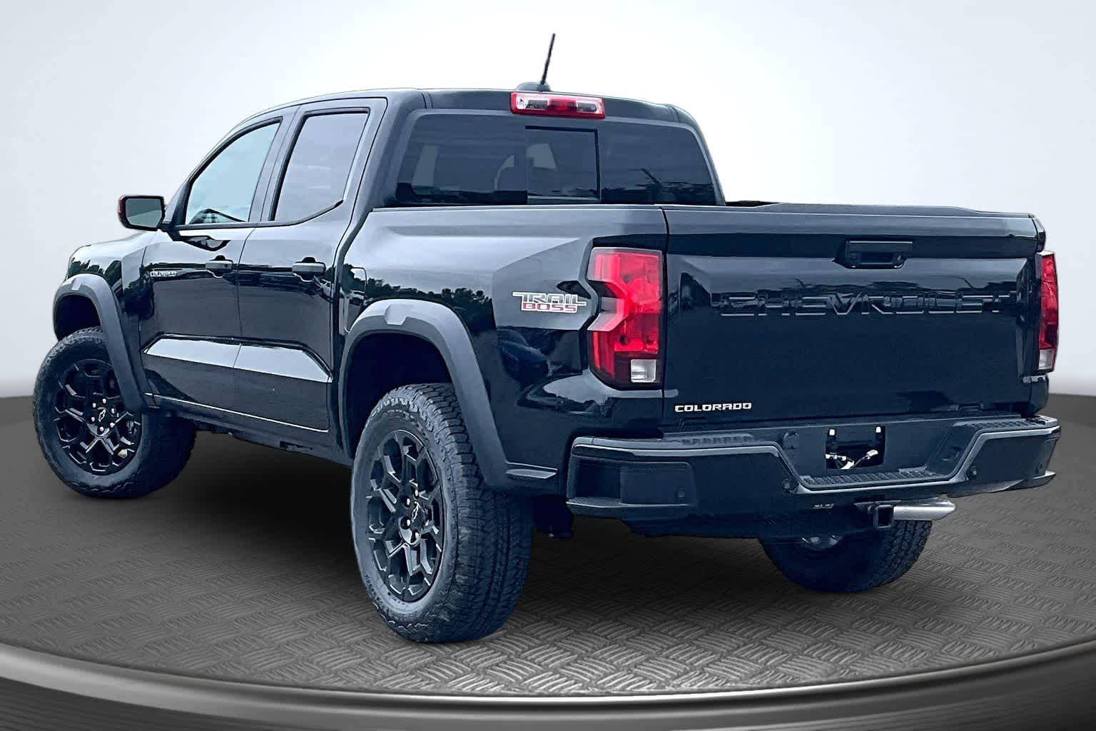 2026 Chevrolet Colorado 4WD Trail Boss Black at James Chevrolet