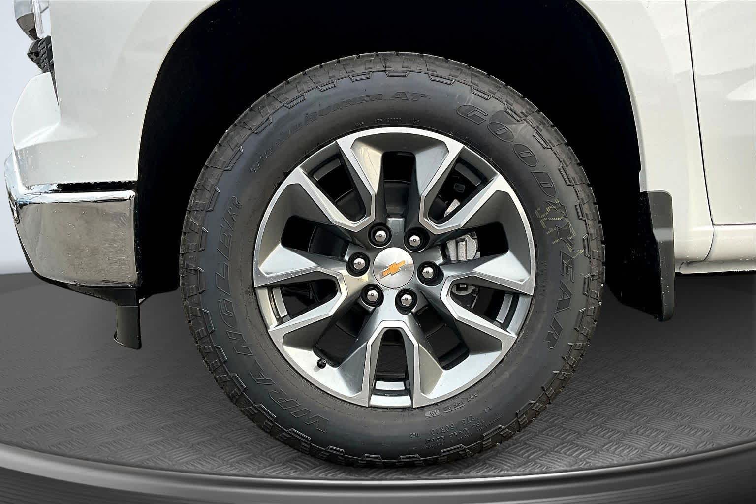 2026 Chevrolet Silverado 1500 LT - 11