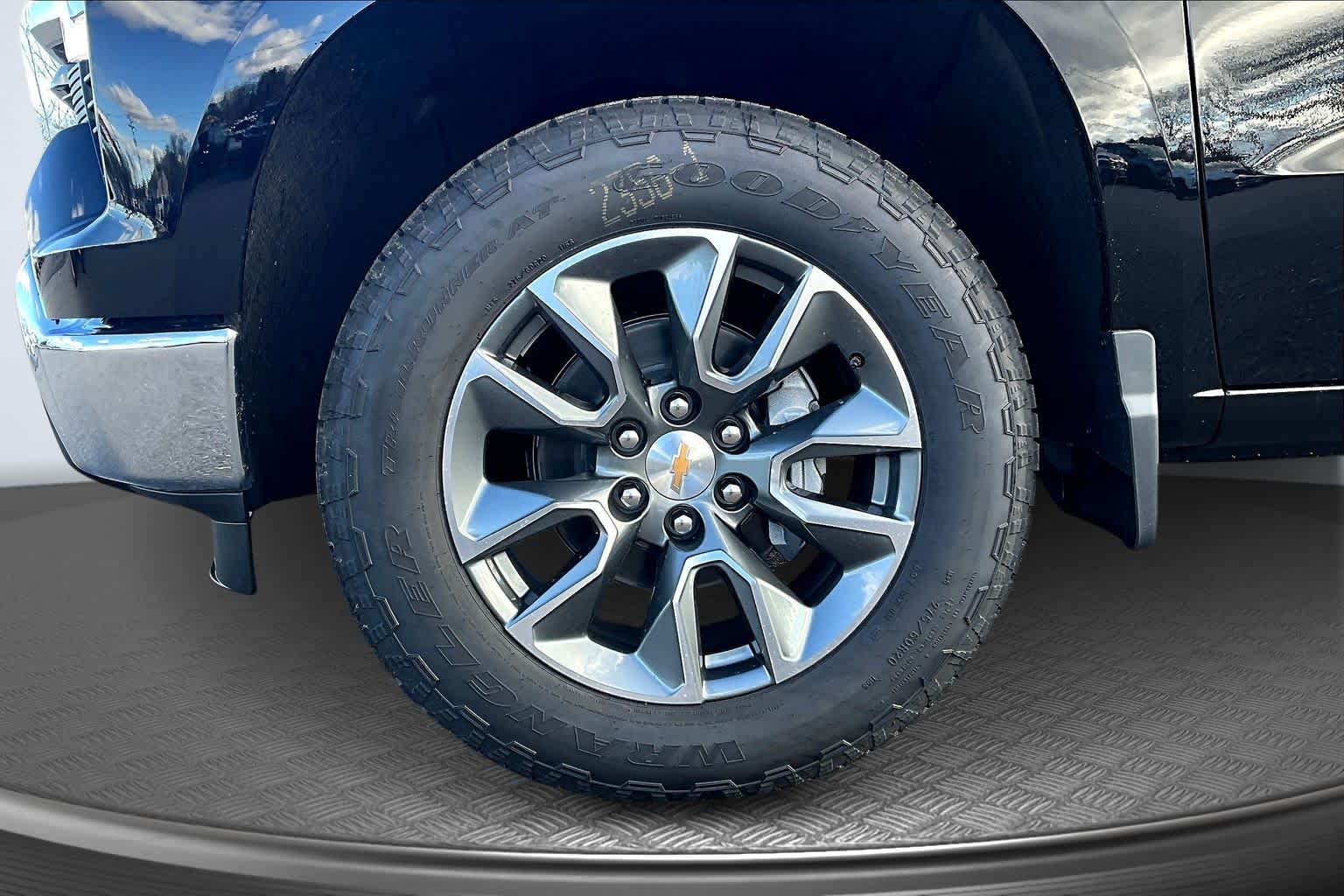 2026 Chevrolet Silverado 1500 LT - 11