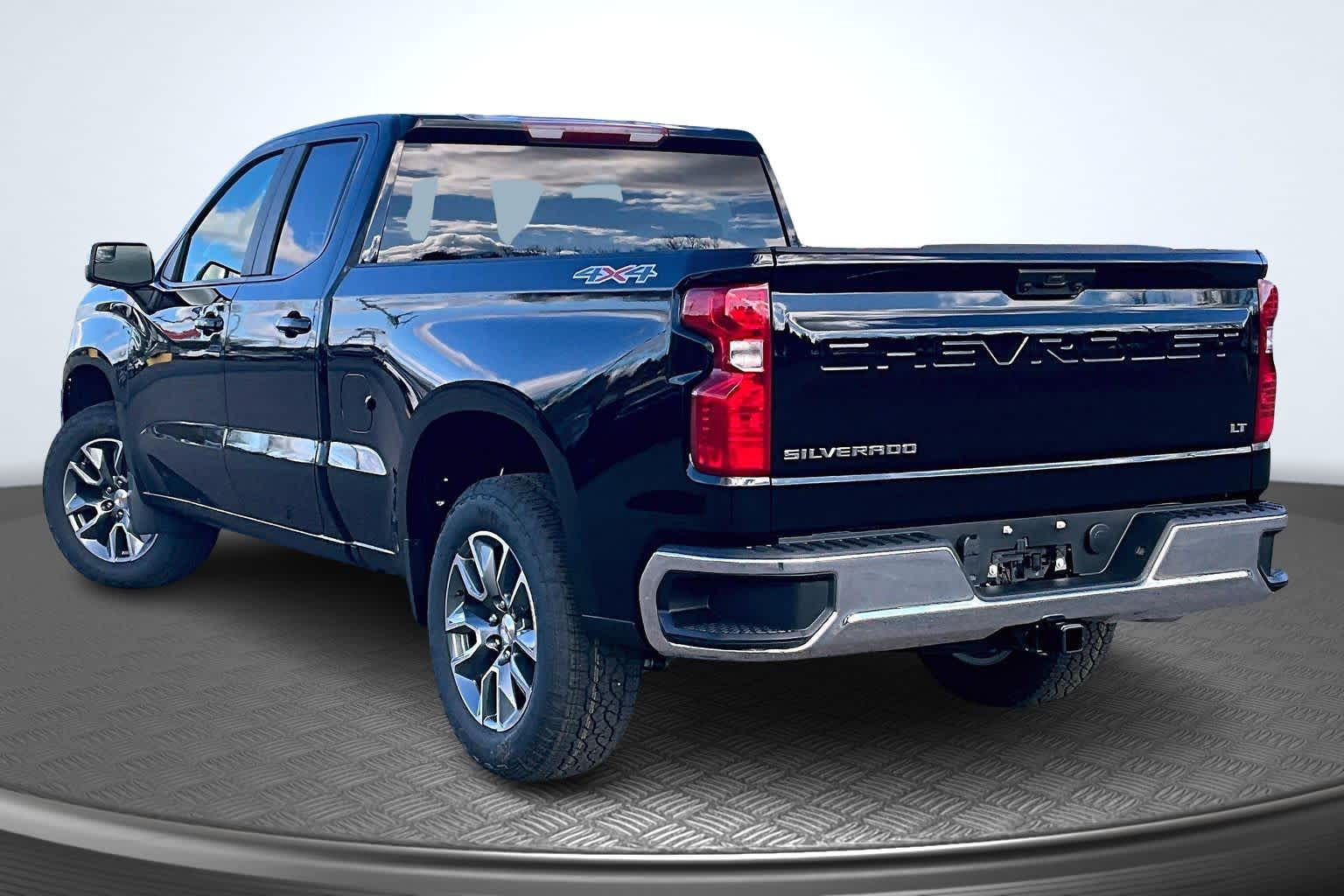 2026 Chevrolet Silverado 1500 LT - 2