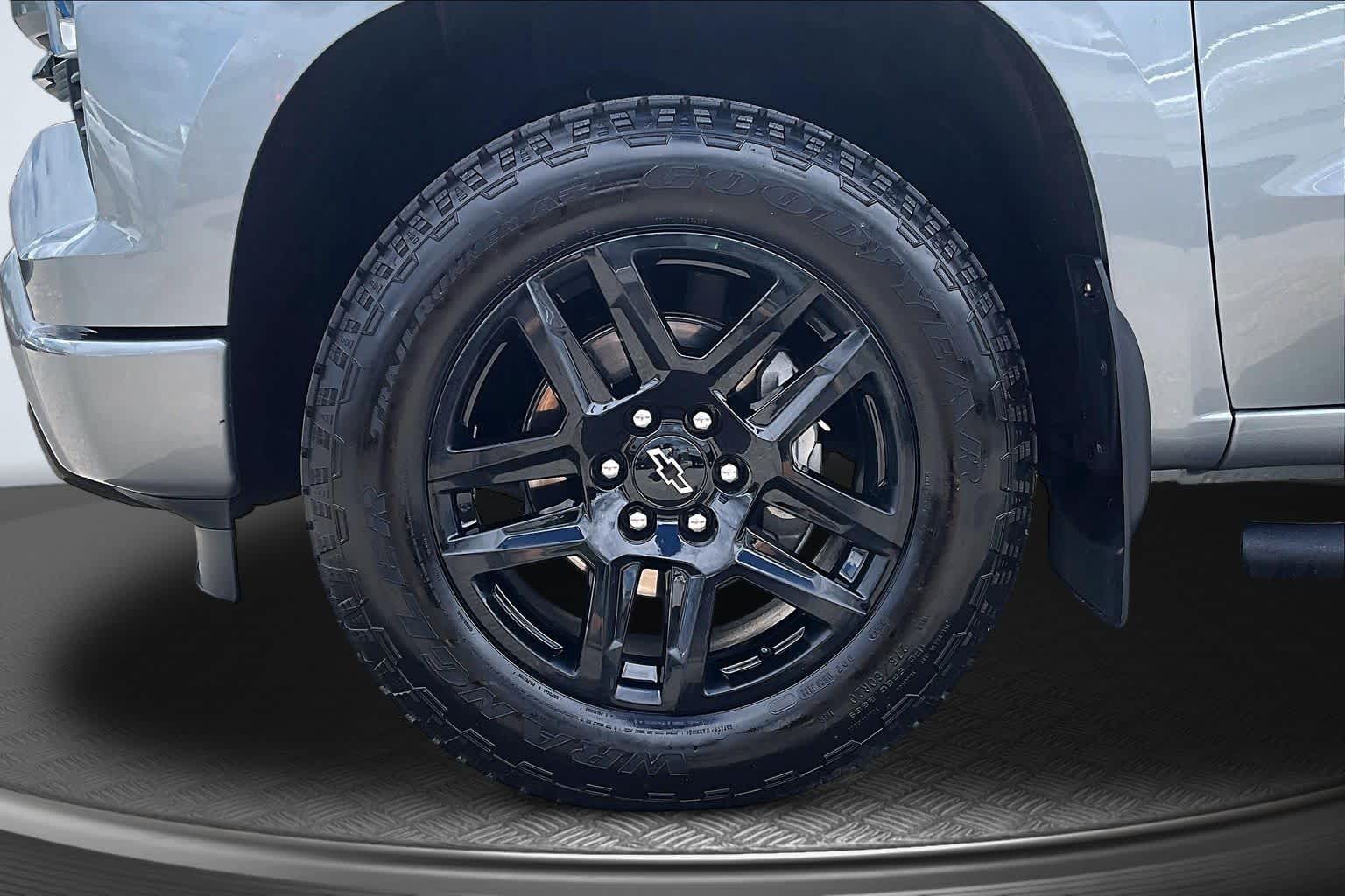 2024 Chevrolet Silverado 1500 RST - 8