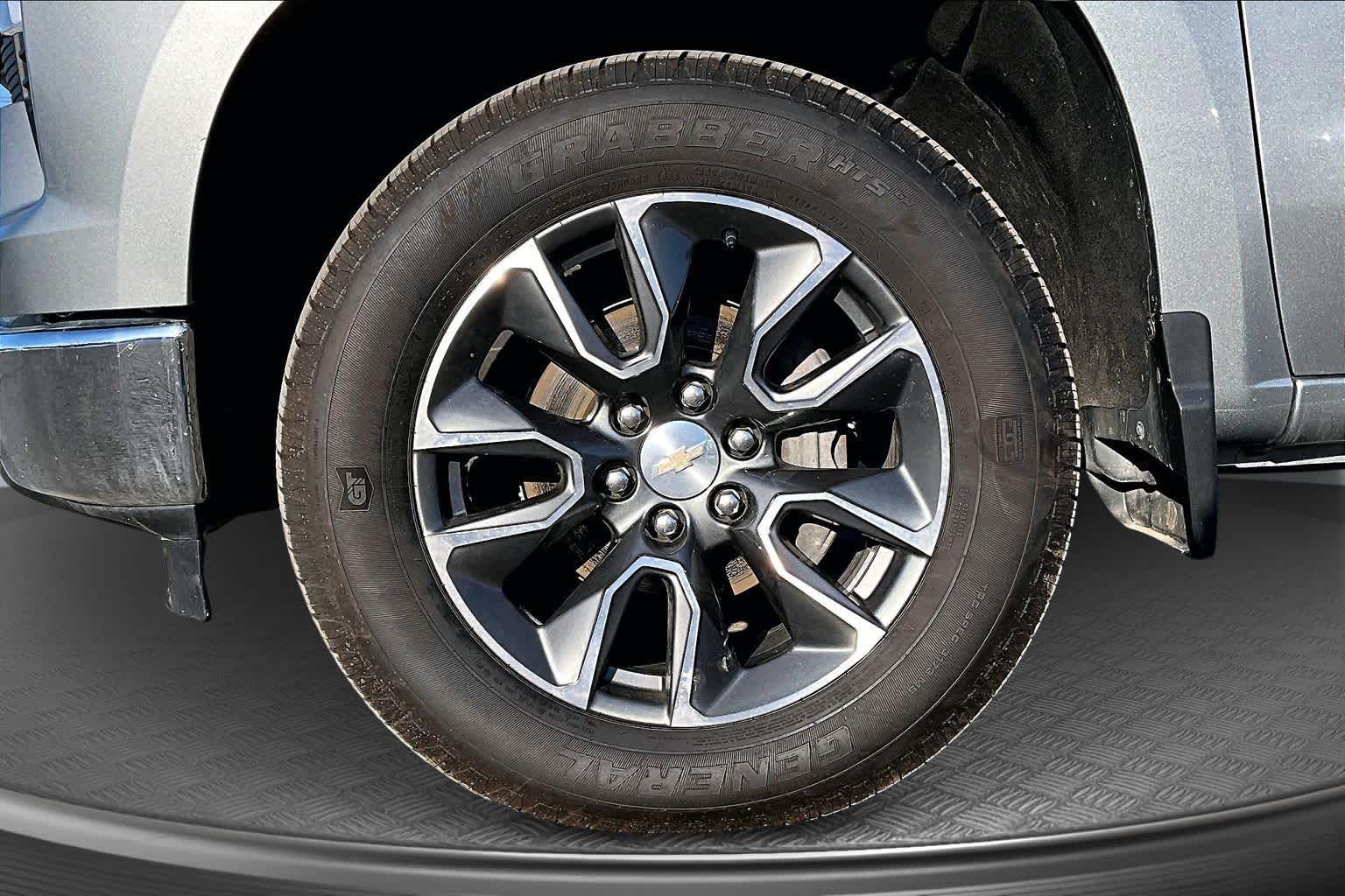 2025 Chevrolet Silverado 1500 LT - 8