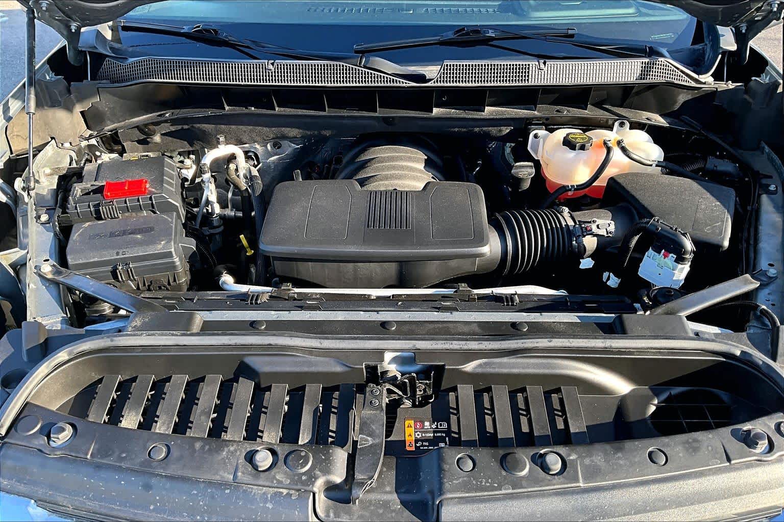 2025 Chevrolet Silverado 1500 LT - 9