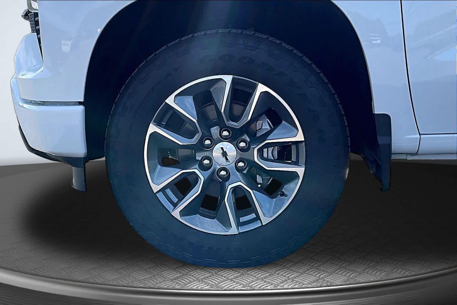 2026 Chevrolet Silverado 1500 RST - 11