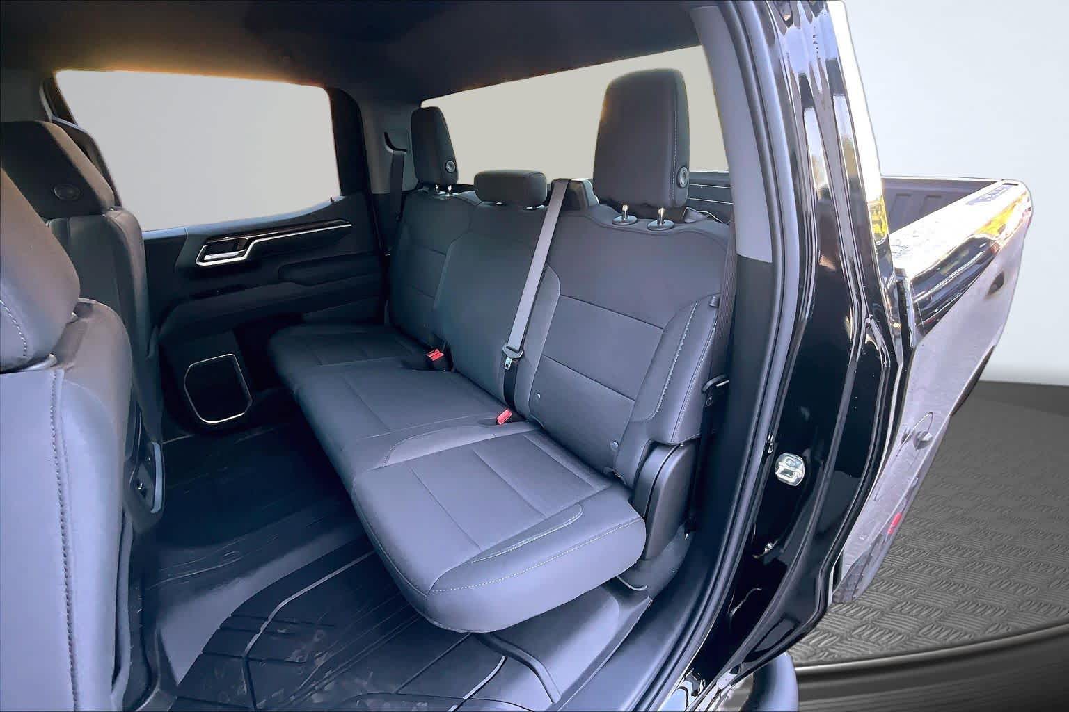 2026 Chevrolet Silverado 1500 RST - 9