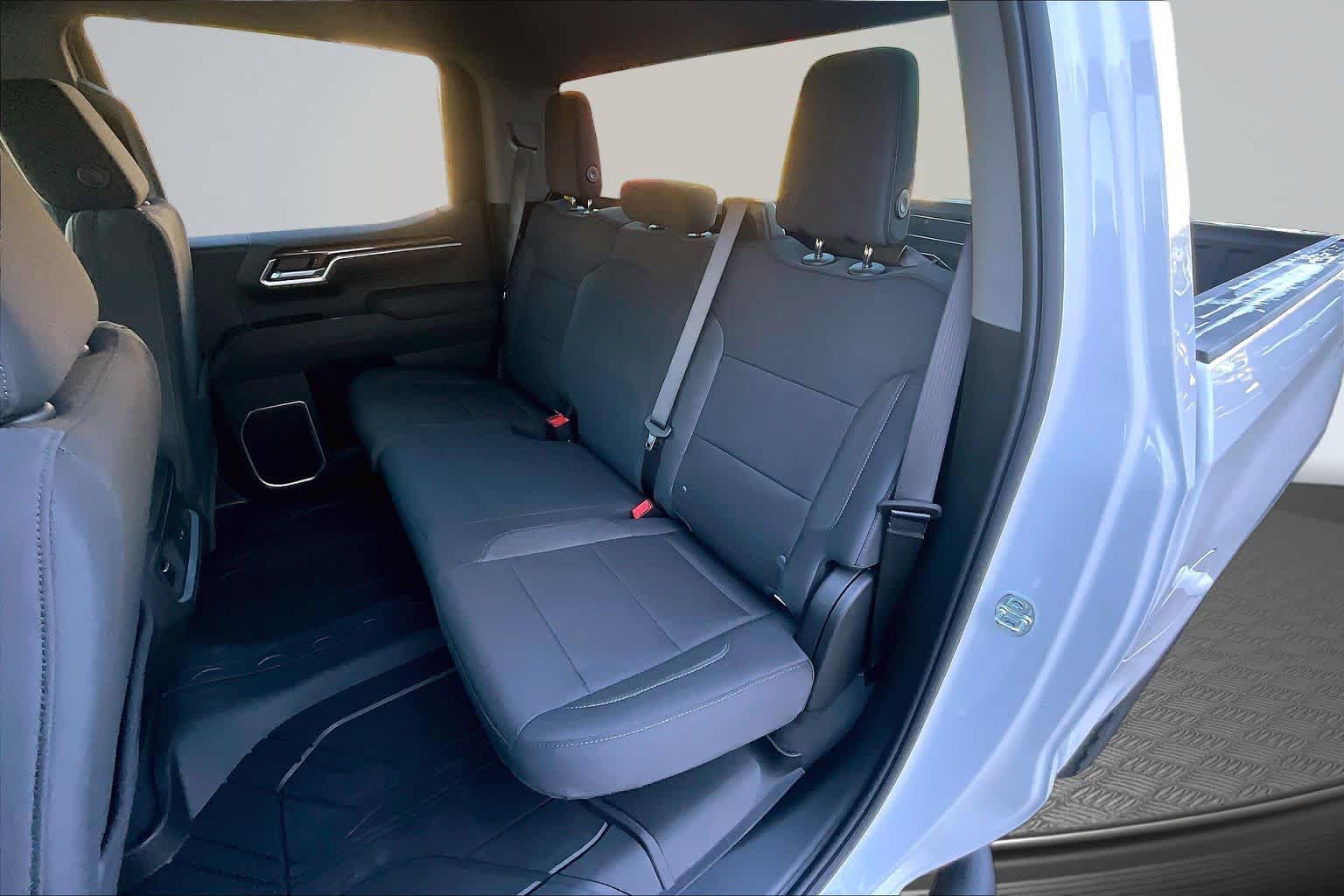2026 Chevrolet Silverado 1500 RST - 9