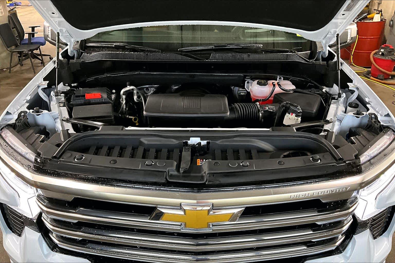 2026 Chevrolet Silverado 1500 High Country - 10