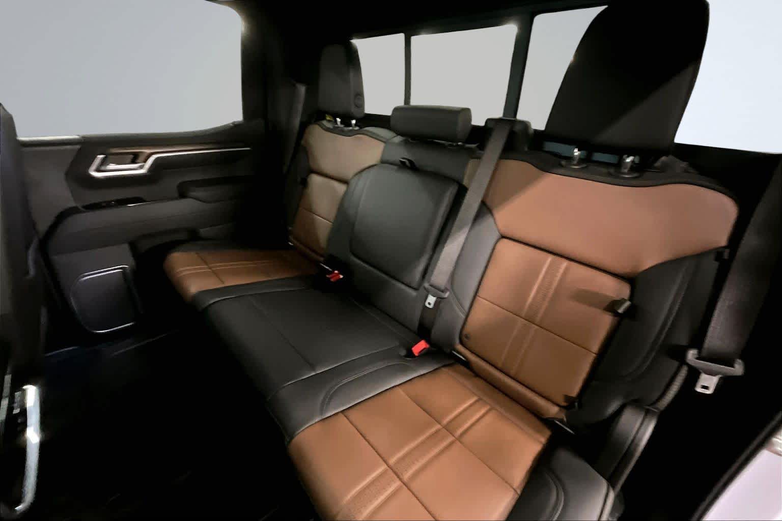 2026 Chevrolet Silverado 1500 High Country - 9