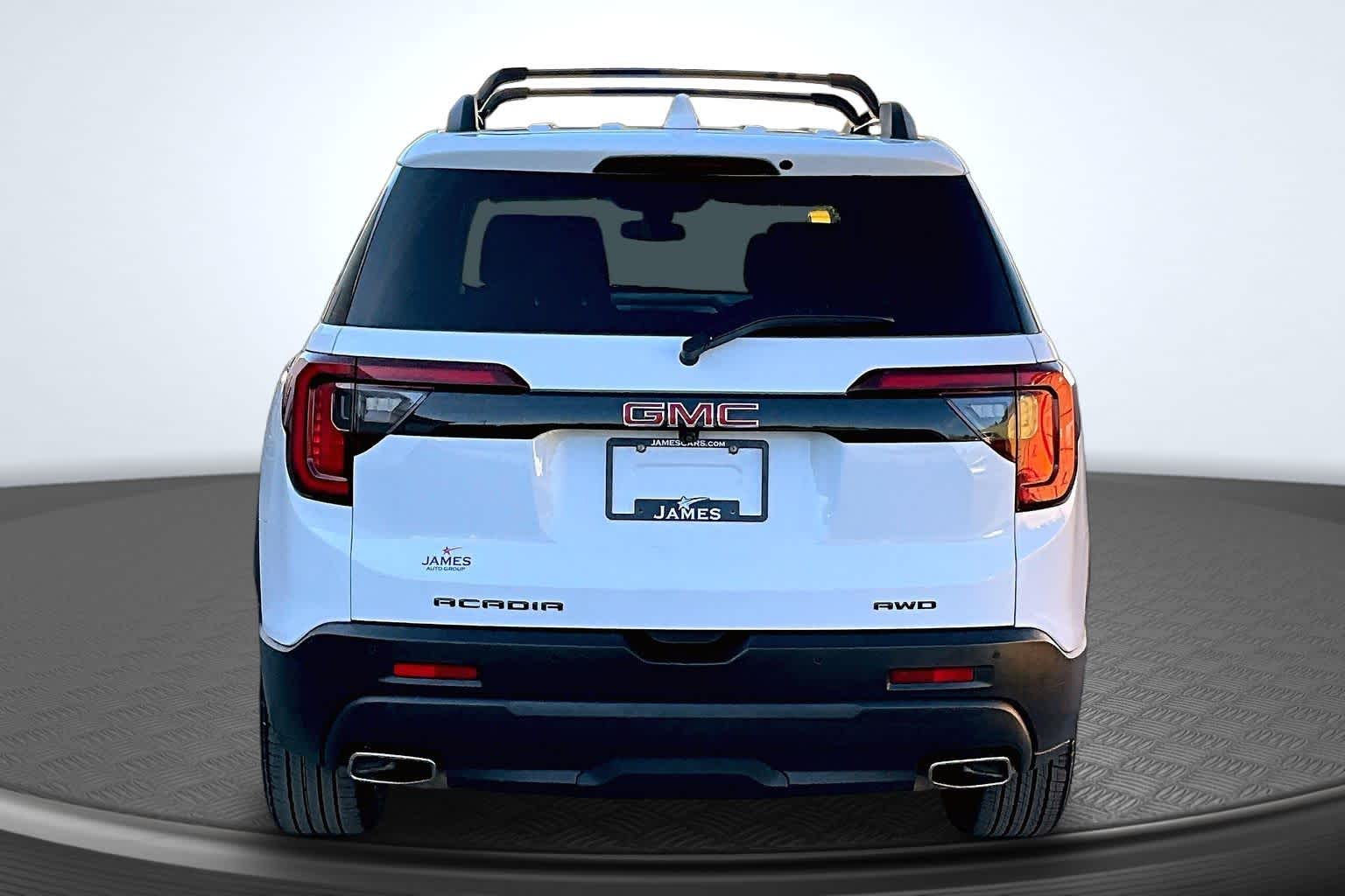 2023 GMC Acadia SLE - 4