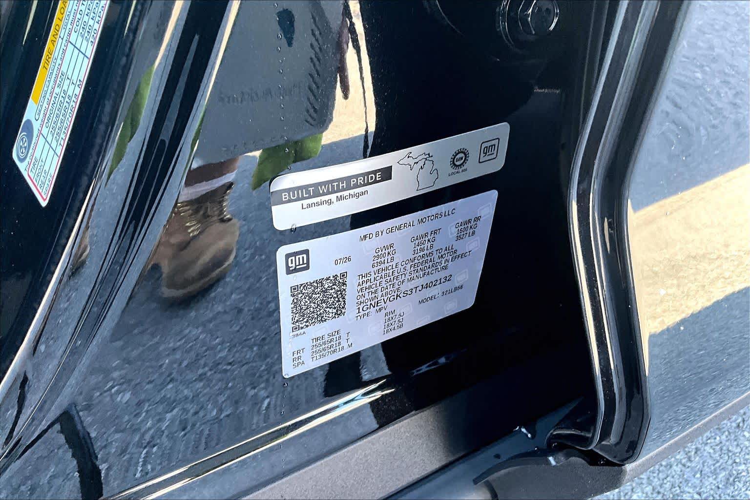 2026 Chevrolet Traverse AWD LT Mosaic Black Metallic at James Chevrolet