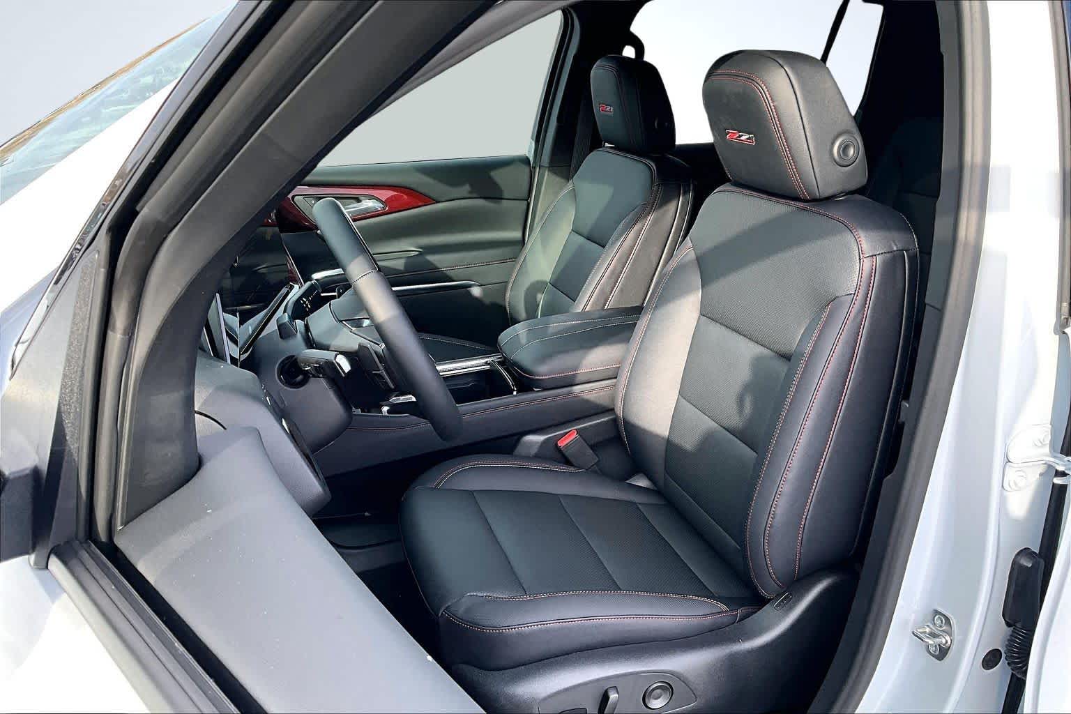 2026 Chevrolet Traverse AWD Z71 - 8