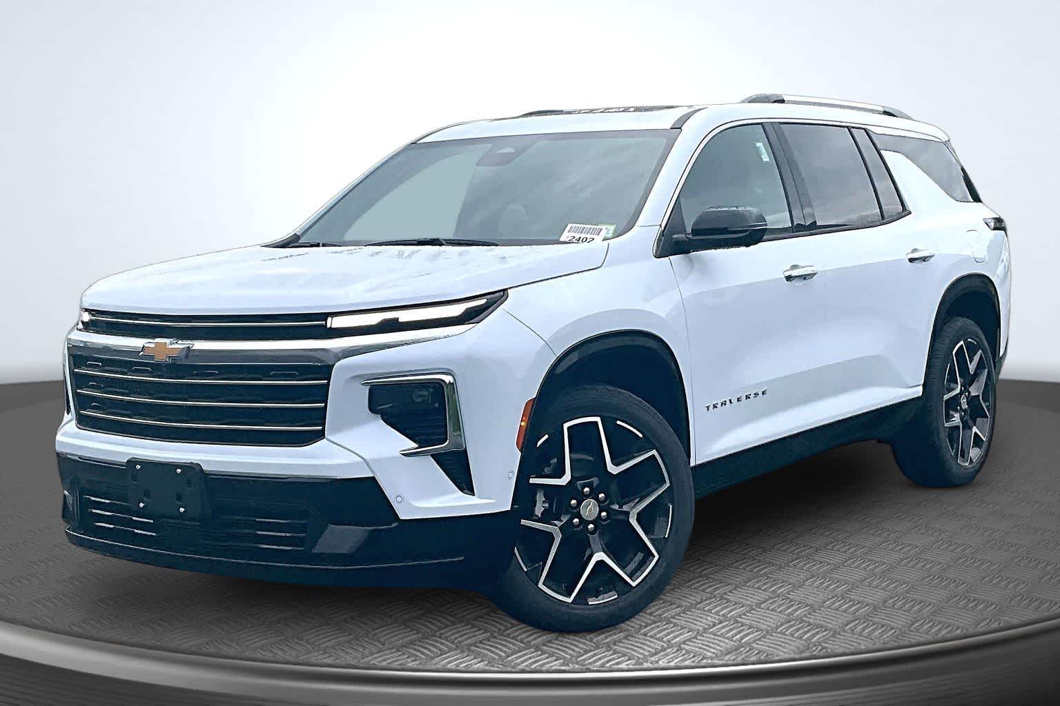 2026 Chevrolet Traverse AWD High Country Polar White Tricoat at James Chevrolet