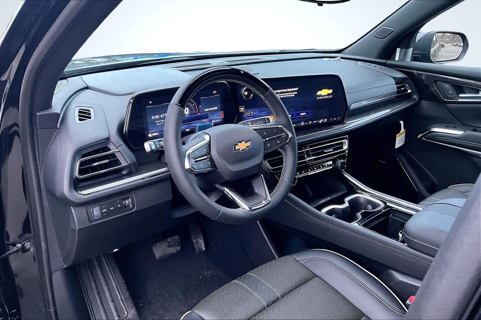 2026 Chevrolet Traverse AWD High Country MOSAIC BLACK METALLIC at James Chevrolet