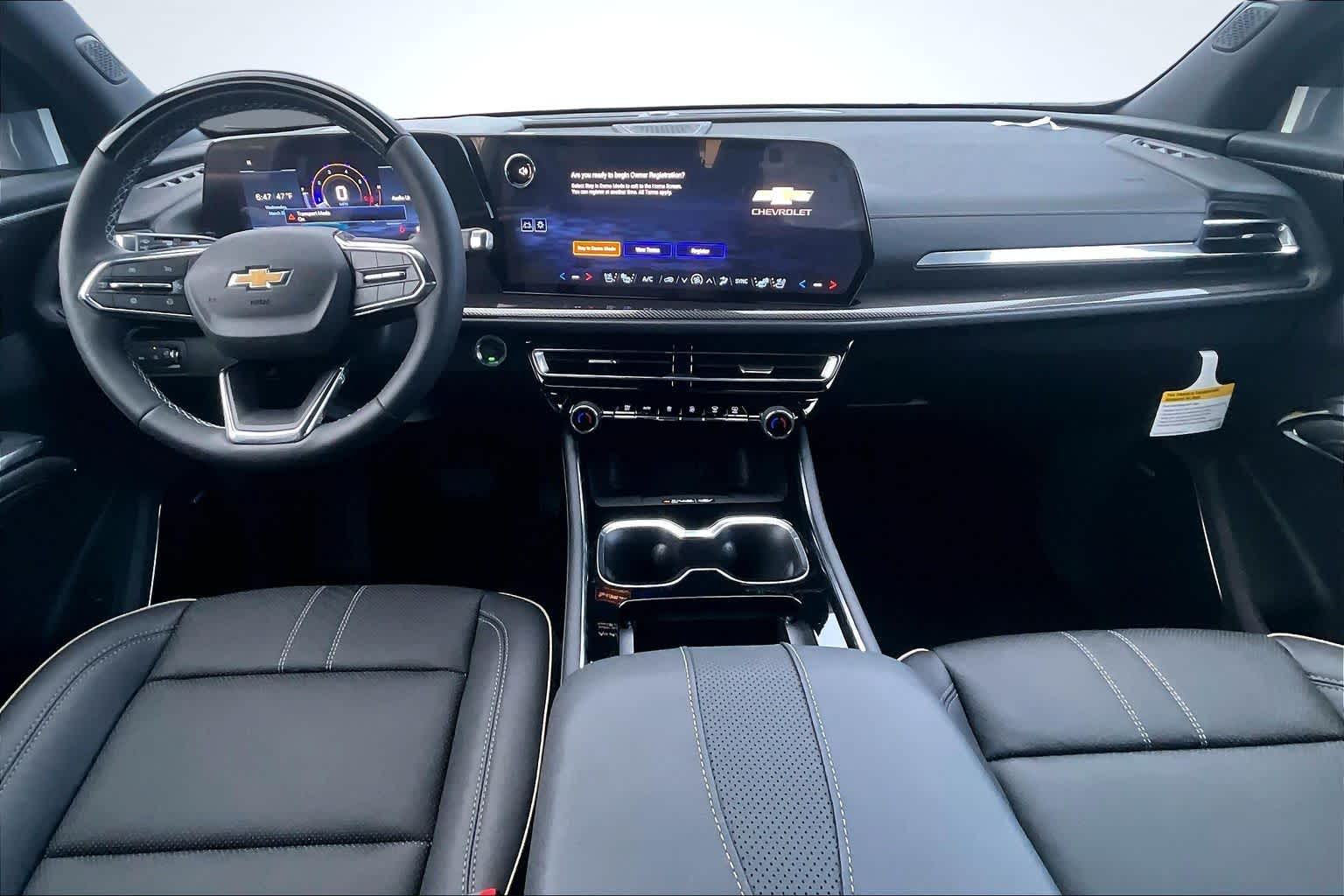 2026 Chevrolet Traverse AWD High Country MOSAIC BLACK METALLIC at James Chevrolet