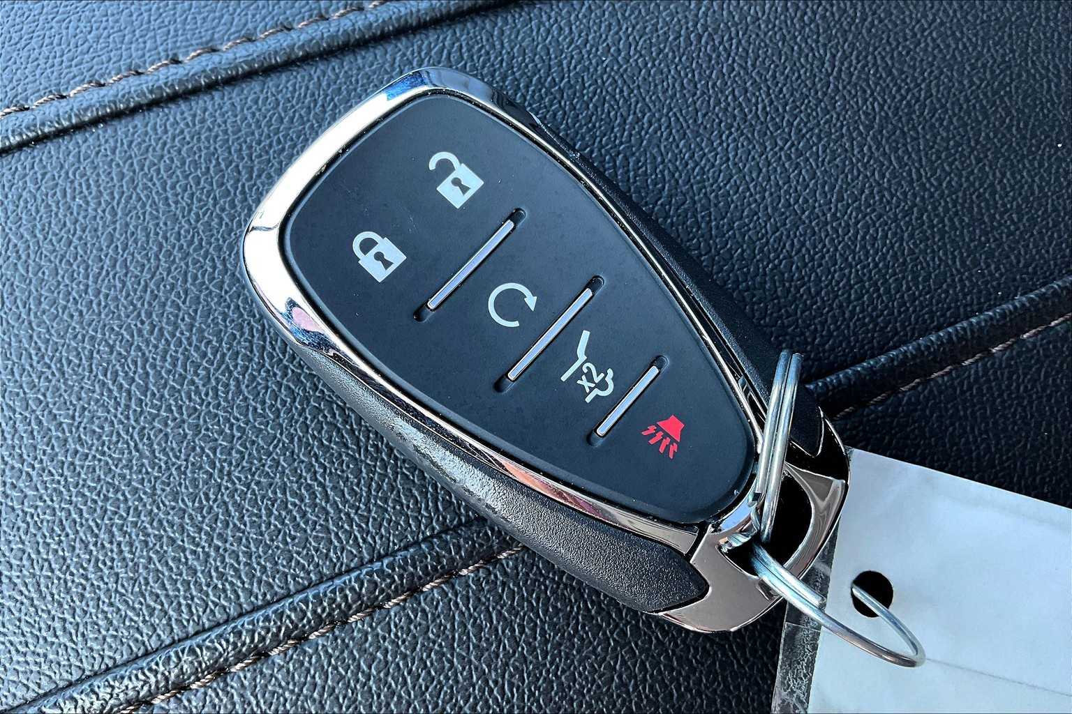 2023 Chevrolet Traverse High Country - 10