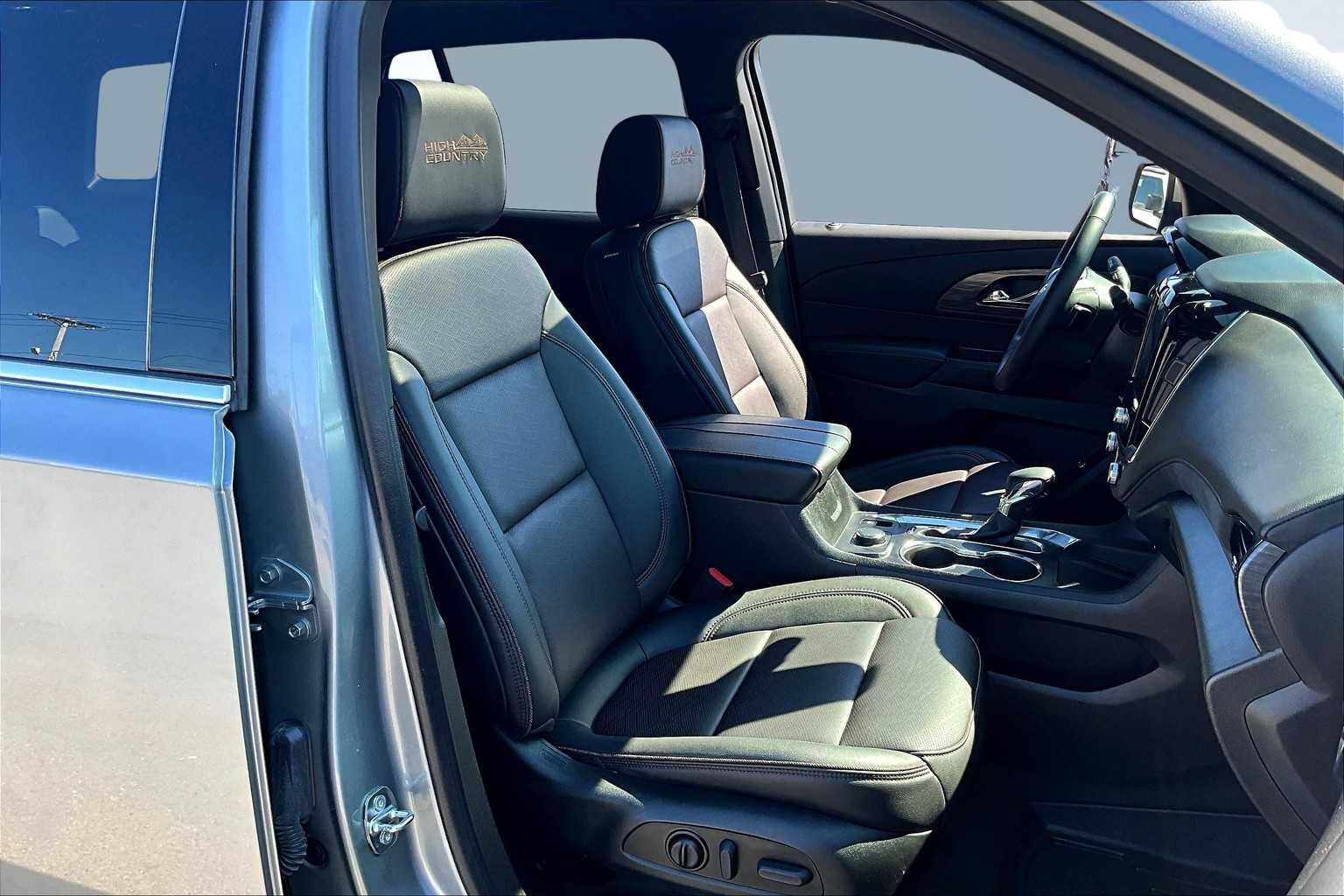 2023 Chevrolet Traverse High Country - 7