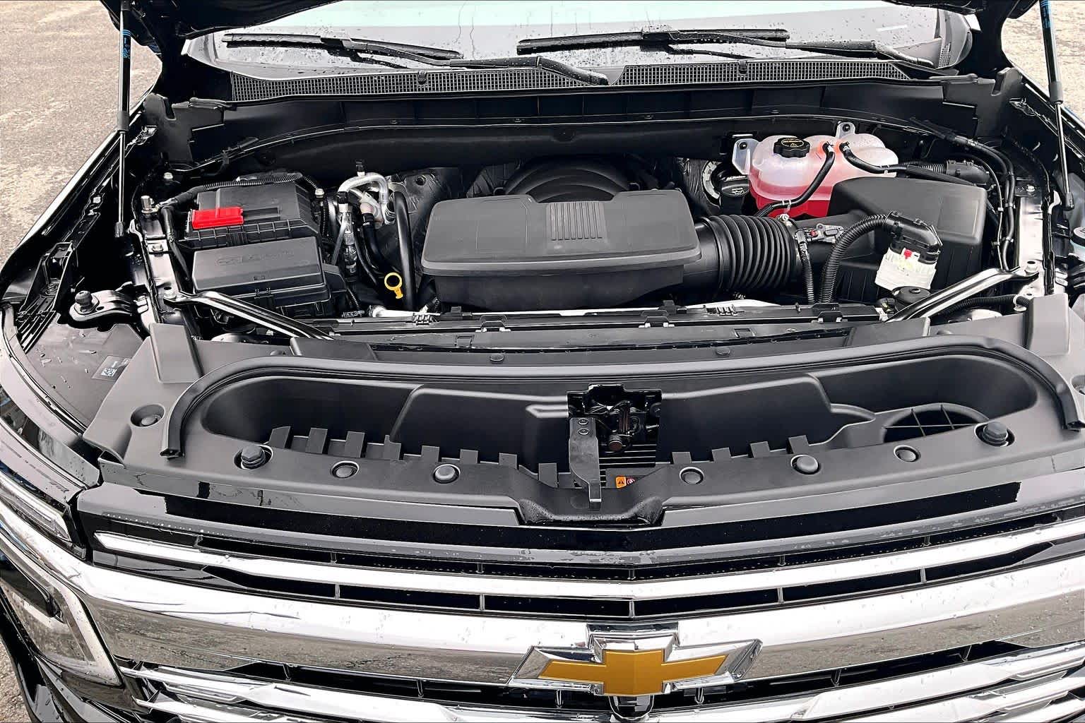 2026 Chevrolet Suburban Premier Black at James Chevrolet