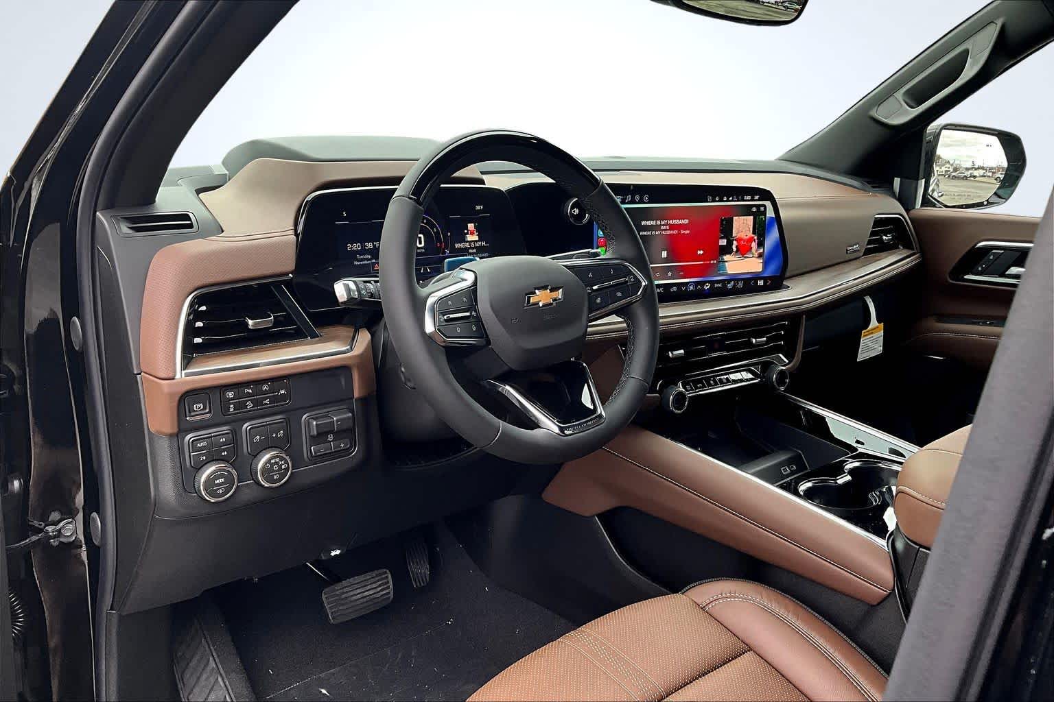 2026 Chevrolet Suburban High Country - 5
