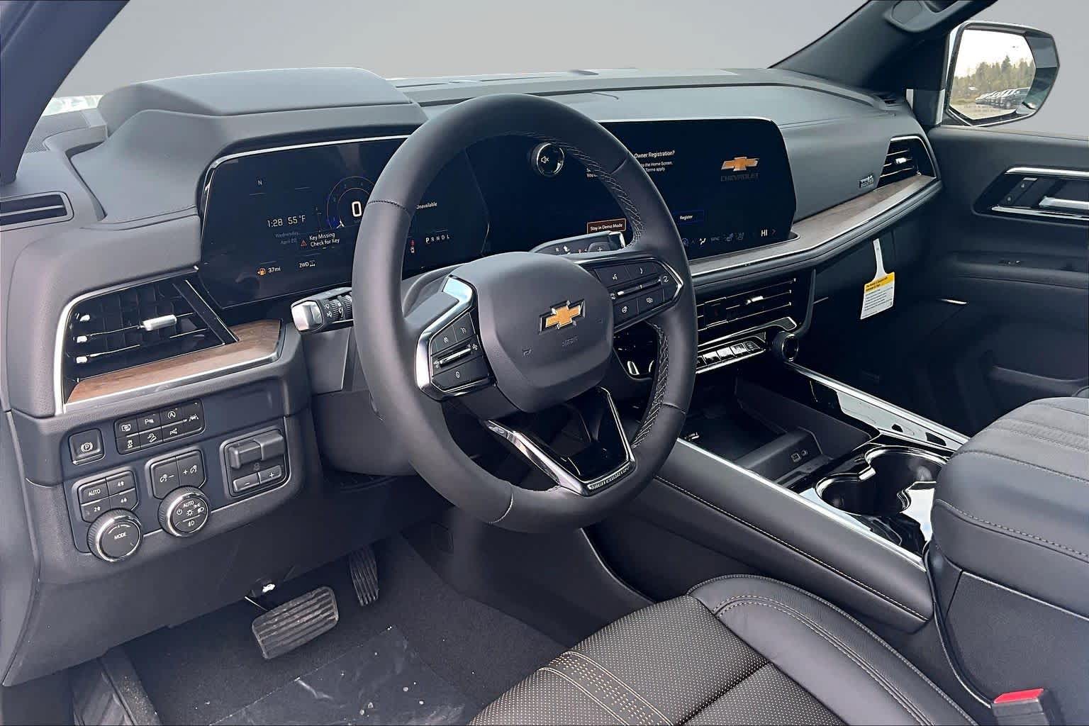 2026 Chevrolet Suburban High Country Polar White Tricoat at James Chevrolet