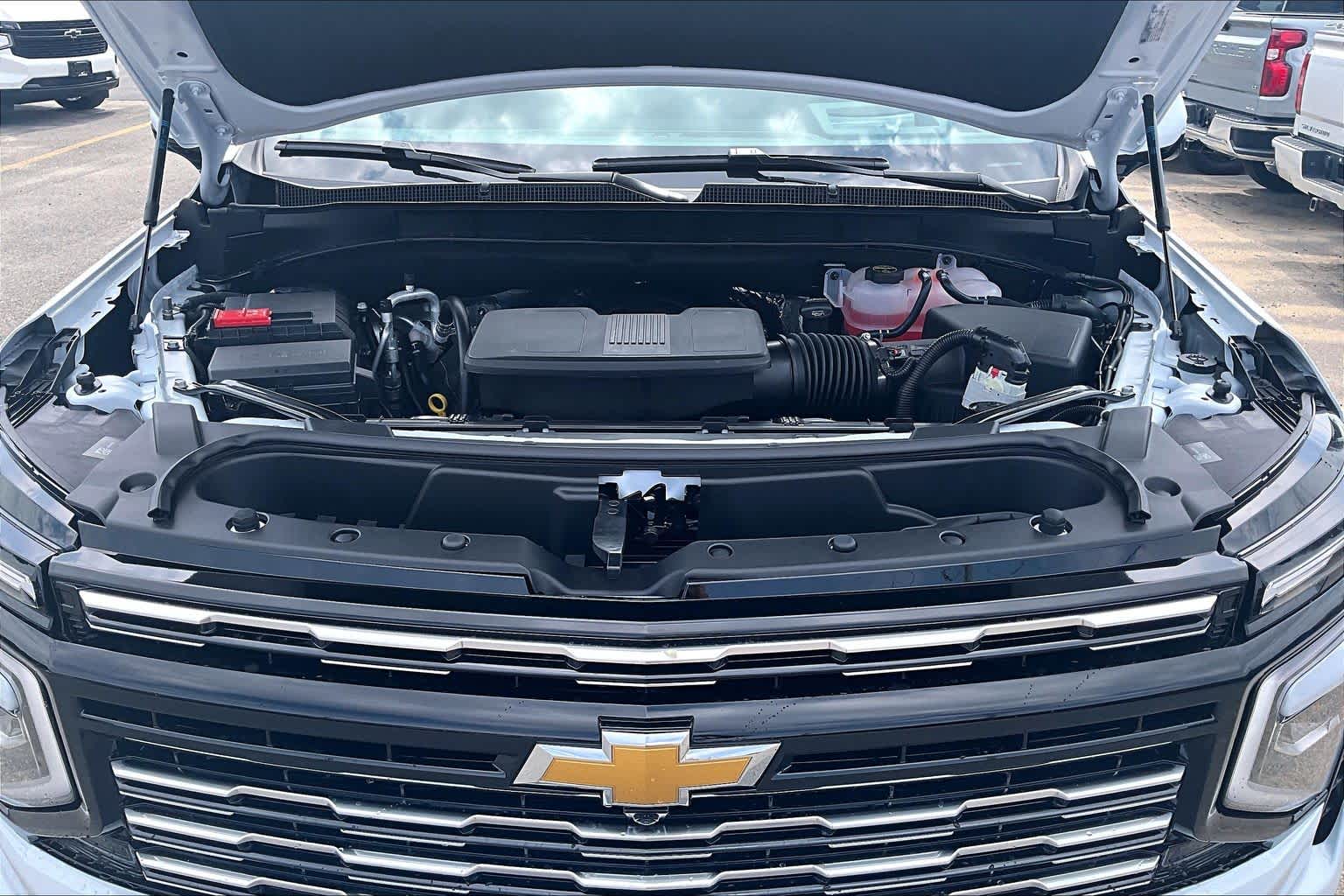 2026 Chevrolet Suburban High Country Polar White Tricoat at James Chevrolet