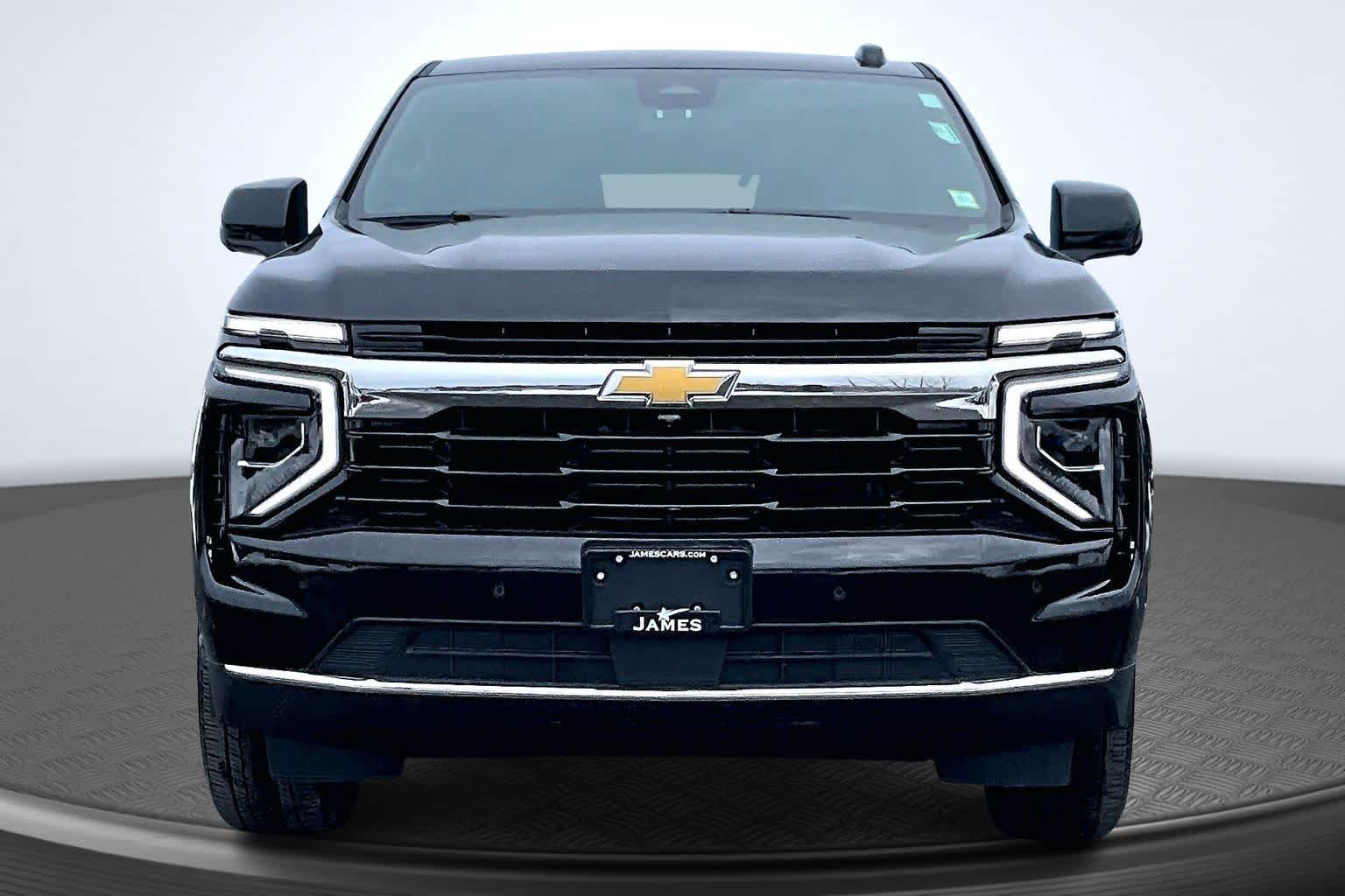 2025 Chevrolet Tahoe LS - 3