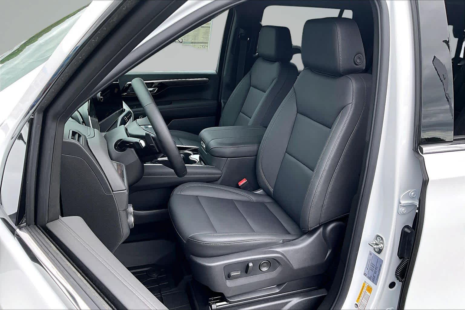 2026 Chevrolet Tahoe LT - 8