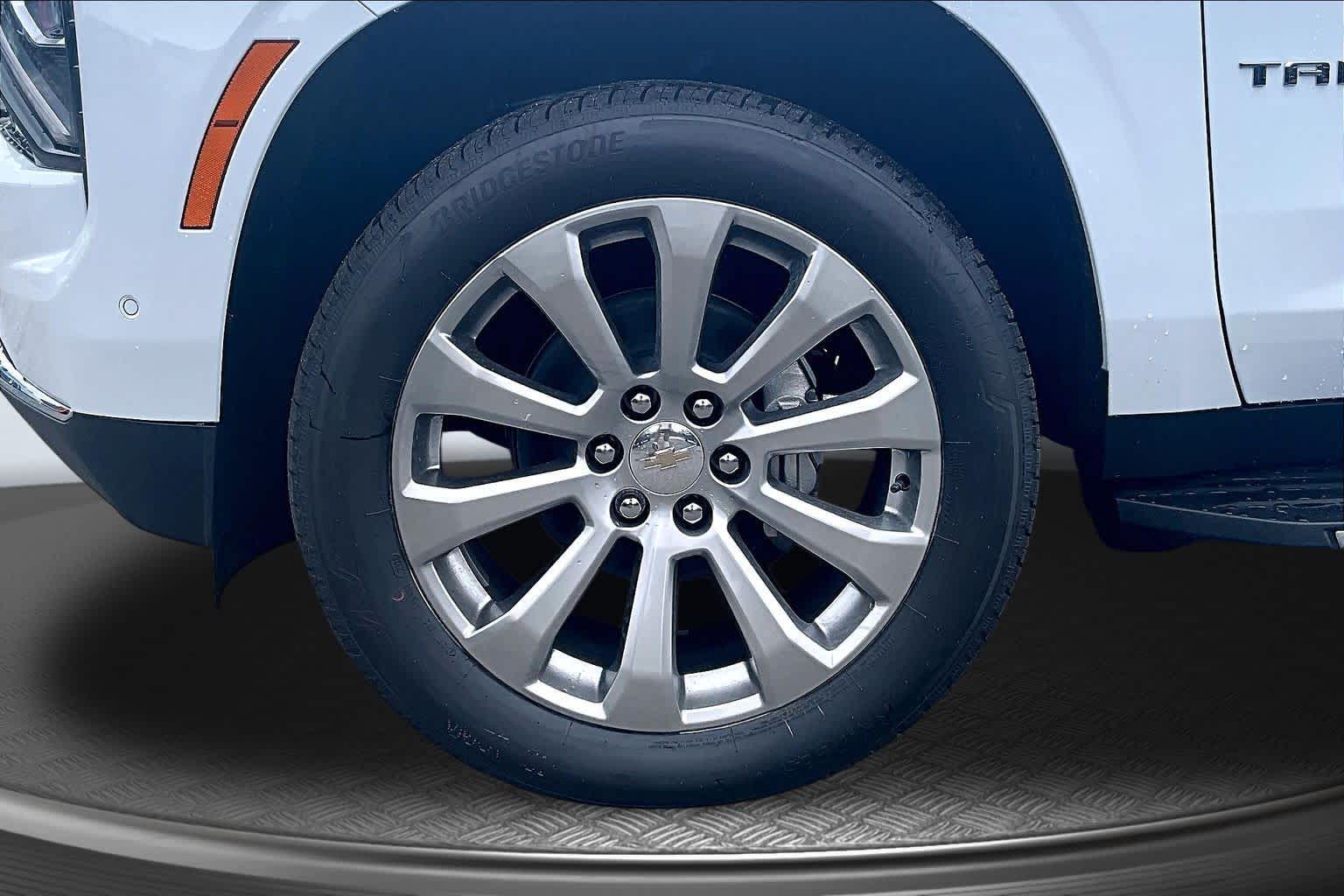 2026 Chevrolet Tahoe Premier Polar White Tricoat at James Chevrolet