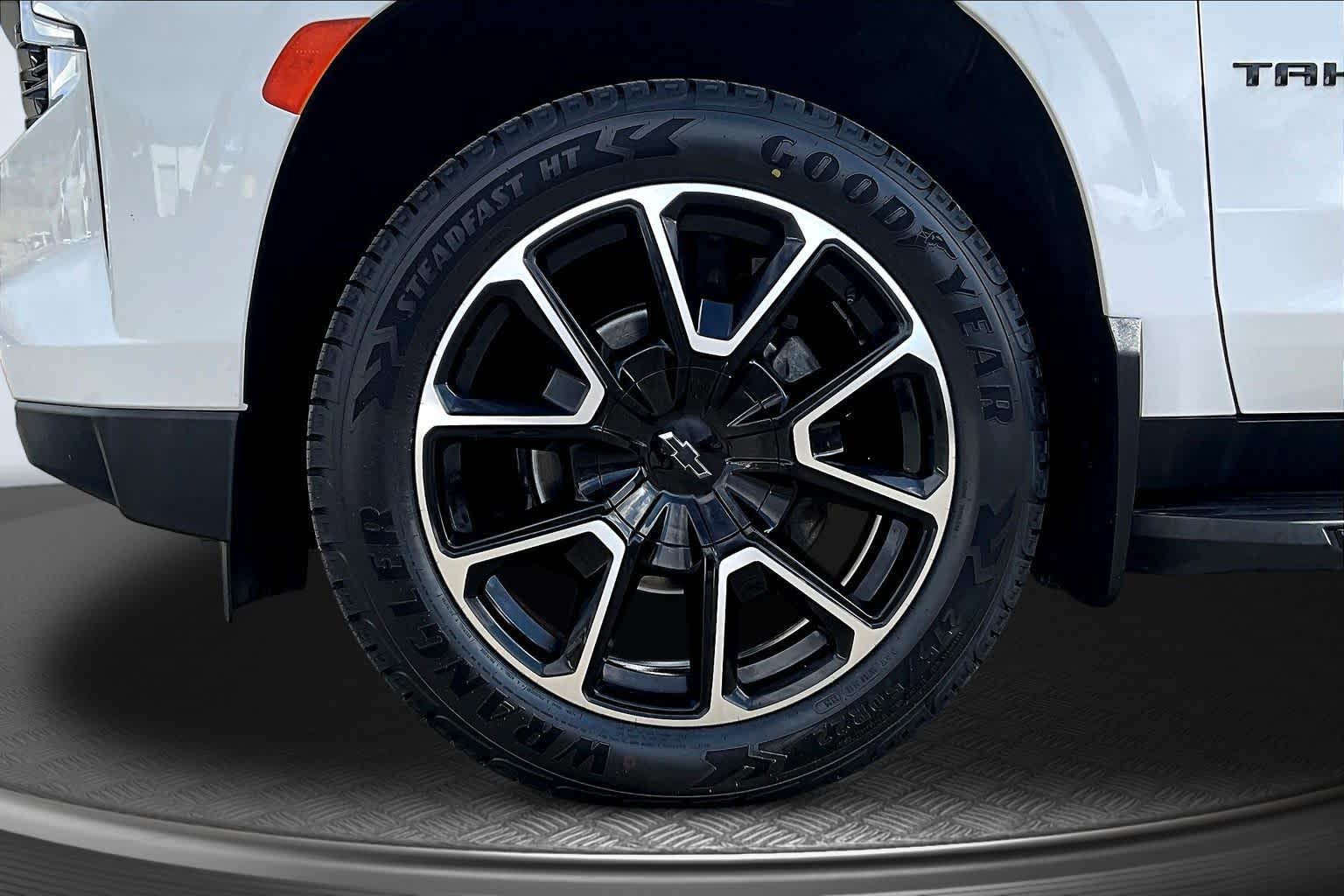 2021 Chevrolet Tahoe RST - 8