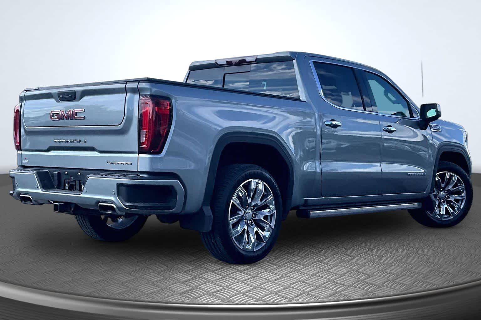 2024 GMC Sierra 1500 Denali - 2