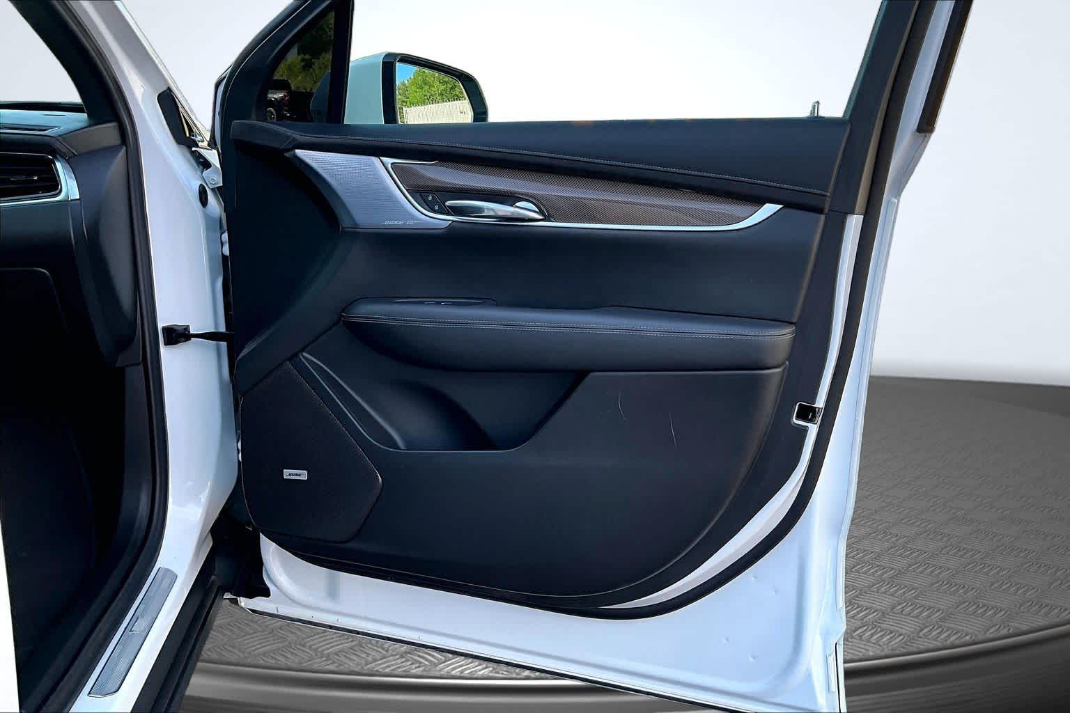 2023 Cadillac XT6 AWD Sport WH at James Chevrolet