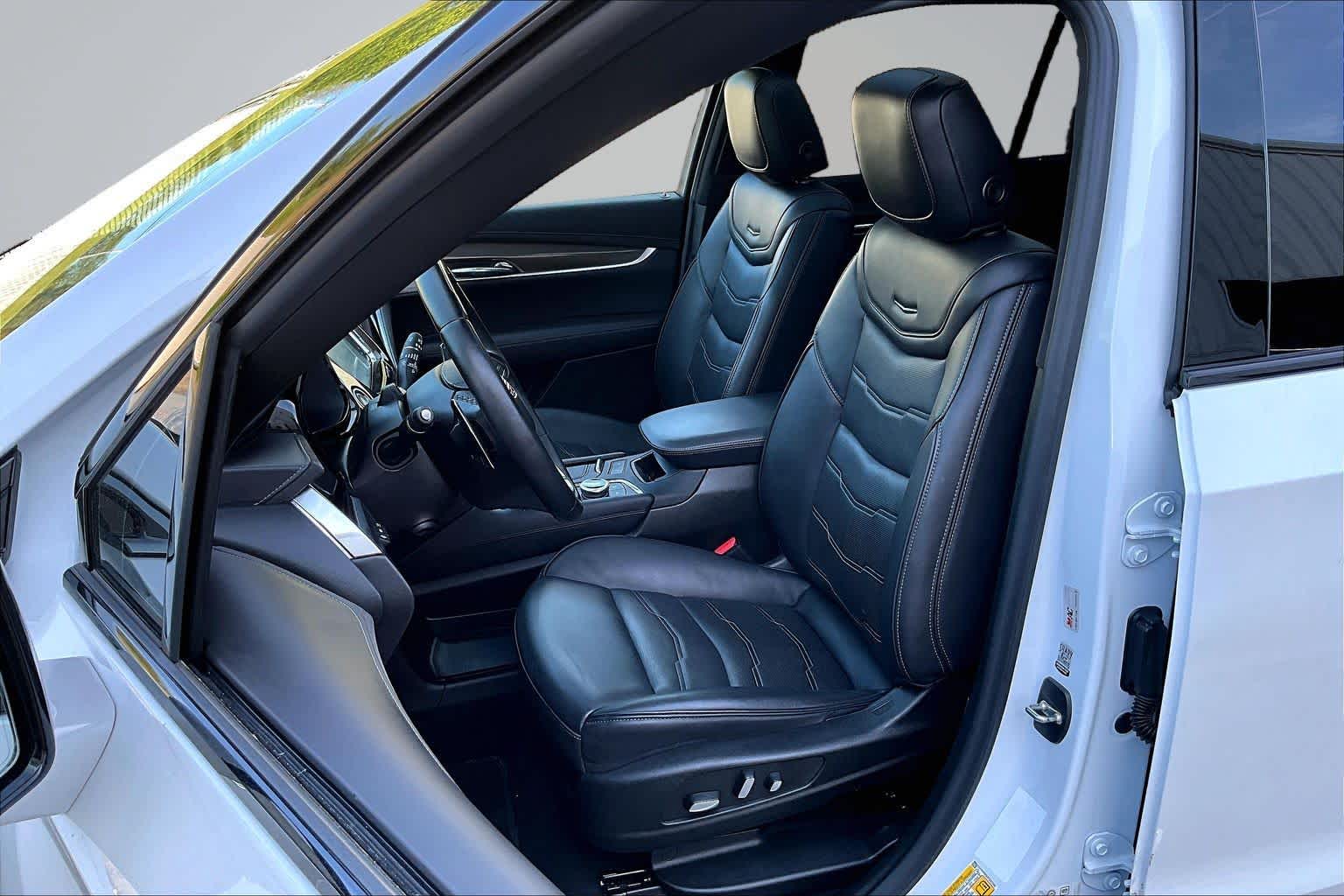 2023 Cadillac XT6 AWD Sport WH at James Chevrolet