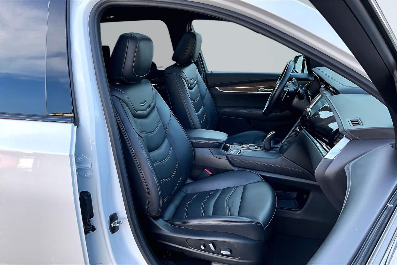2023 Cadillac XT6 AWD Sport - 7