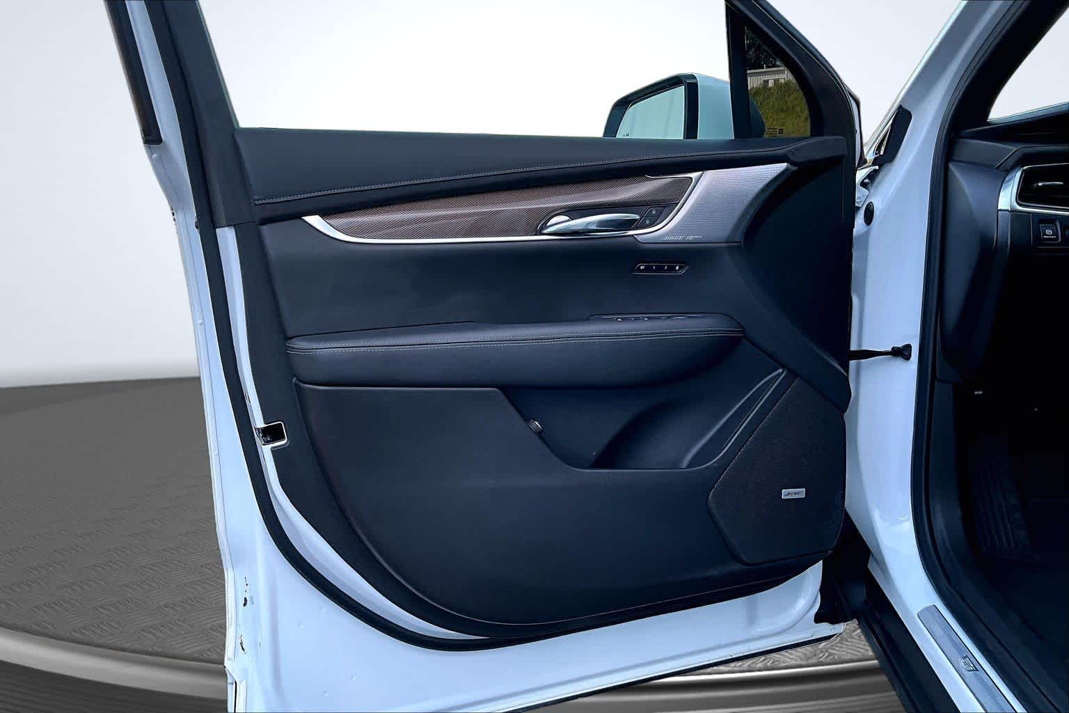 2023 Cadillac XT6 AWD Sport WH at James Chevrolet