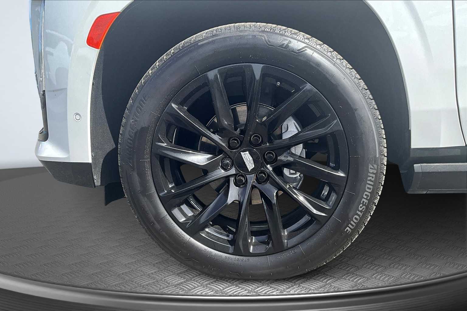 2024 Cadillac Escalade 4WD Sport Platinum - 8