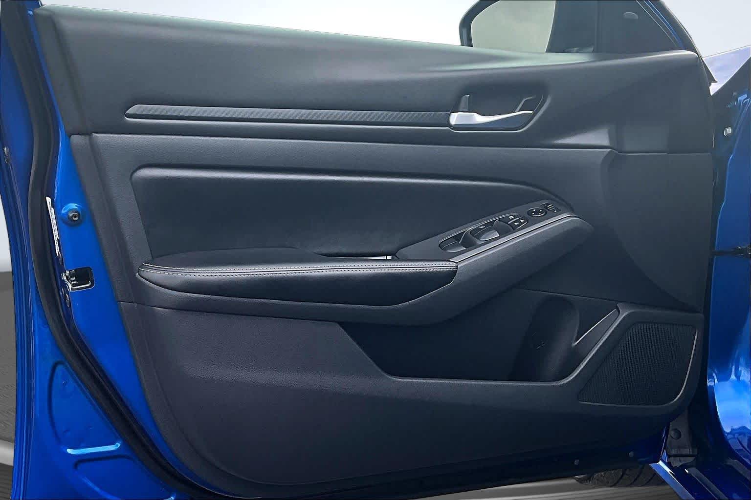 2025 Nissan Altima SV Bluestone Pearl at James Chevrolet
