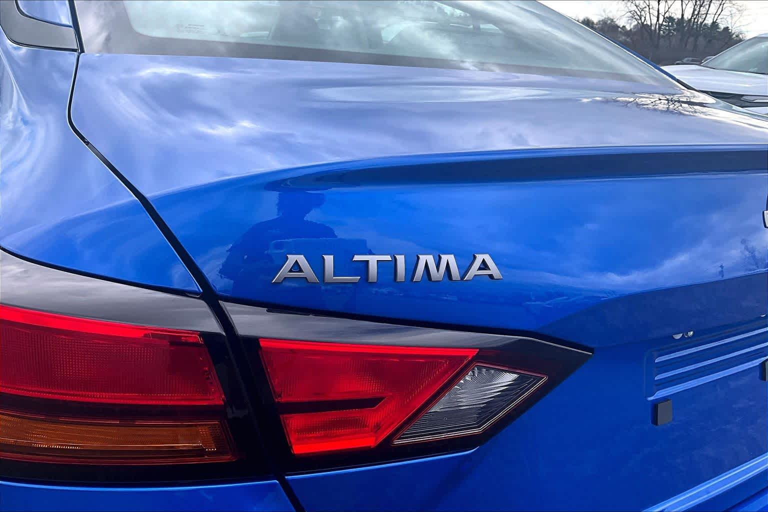 2025 Nissan Altima SV Bluestone Pearl at James Chevrolet