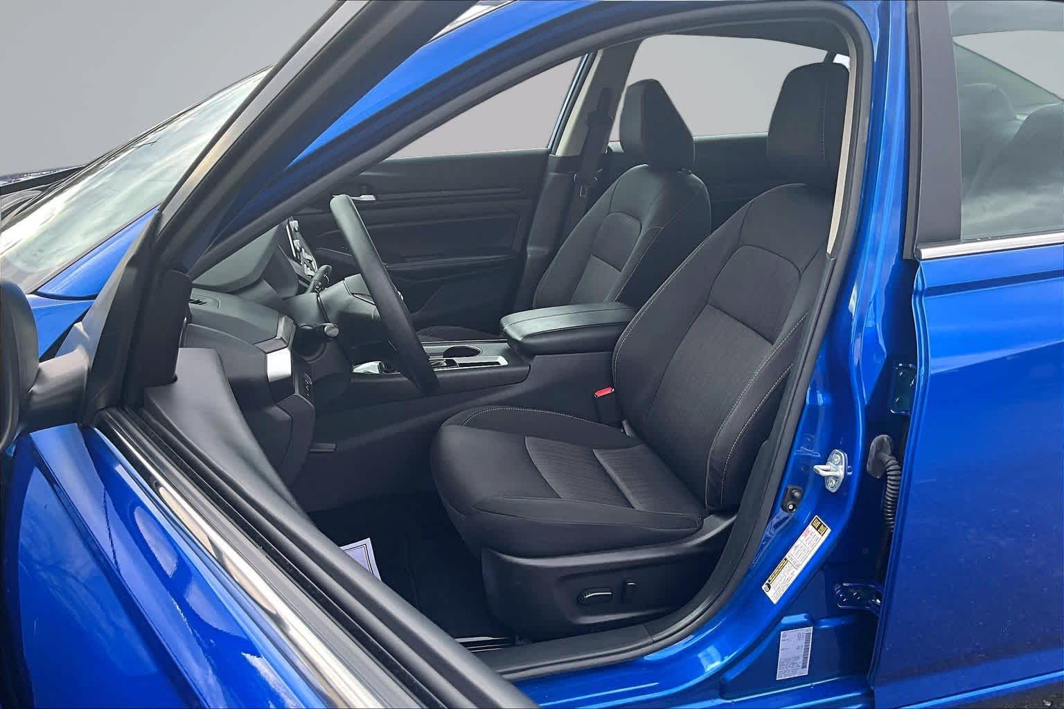 2025 Nissan Altima SV Bluestone Pearl at James Chevrolet