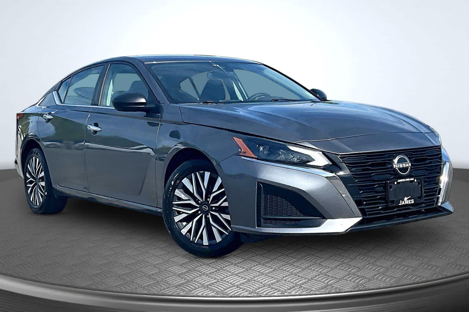 2024 Nissan Altima 2.5 SV - 11