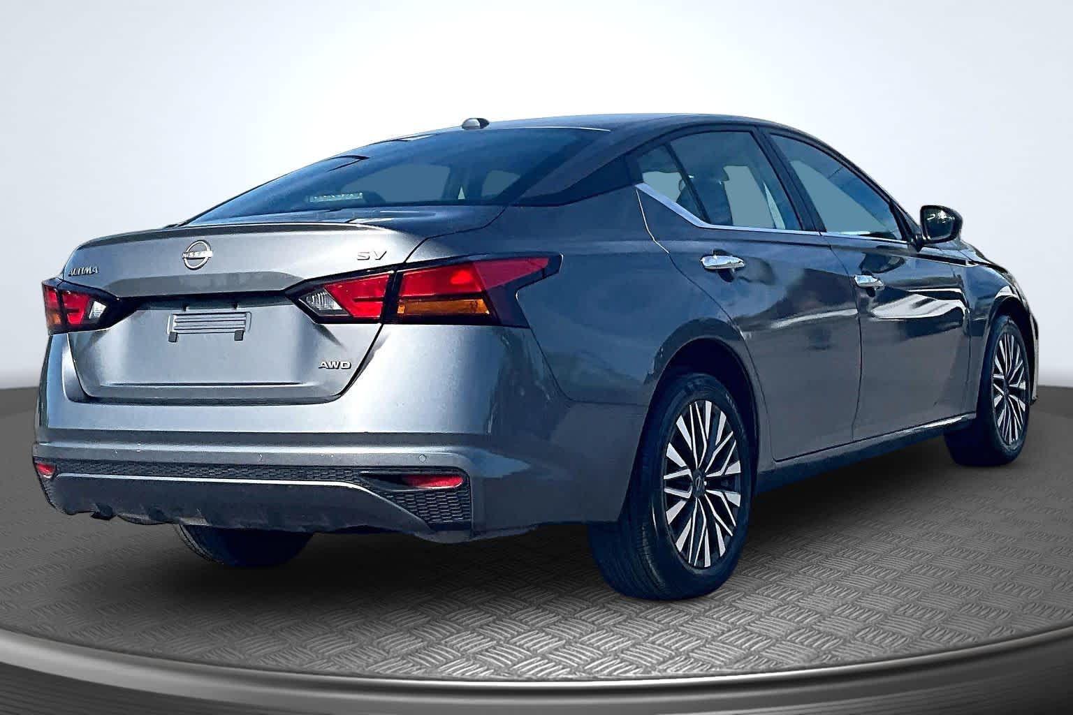 2024 Nissan Altima 2.5 SV - 2