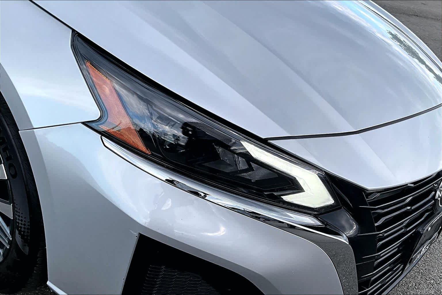 2024 Nissan Altima 2.5 SV Brilliant Silver Metallic at James Chevrolet