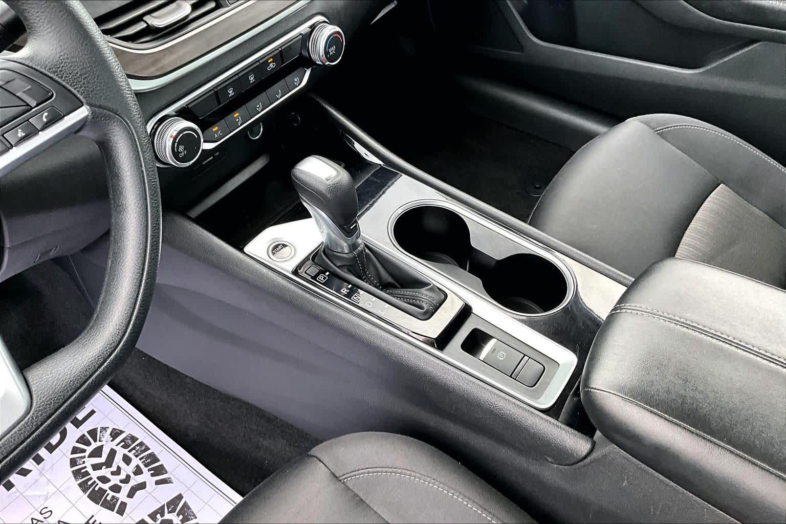2024 Nissan Altima 2.5 SV Brilliant Silver Metallic at James Chevrolet