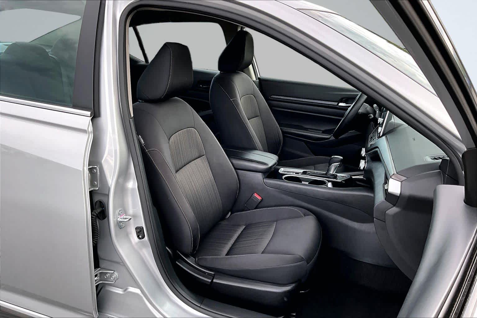 2024 Nissan Altima 2.5 SV - 7
