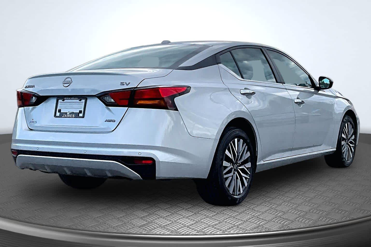 2024 Nissan Altima 2.5 SV - 2