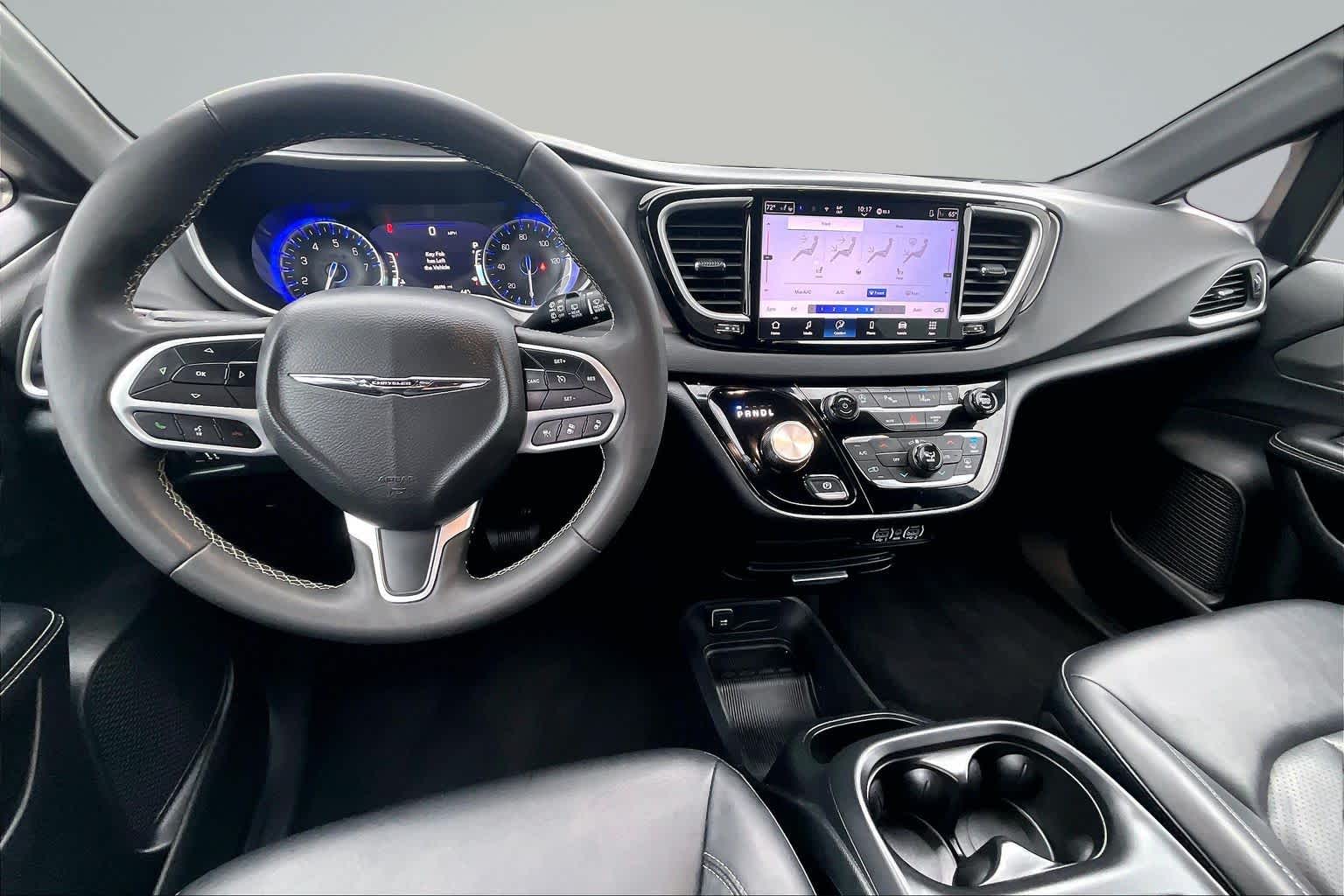 2025 Chrysler Pacifica Select - 5
