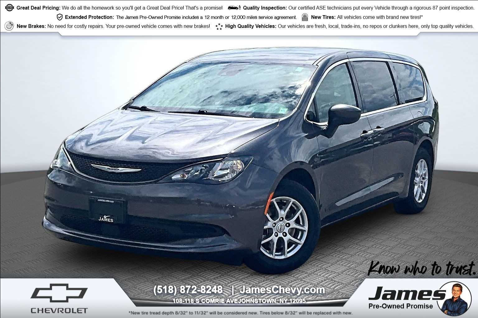 2023 Chrysler Voyager LX - 0