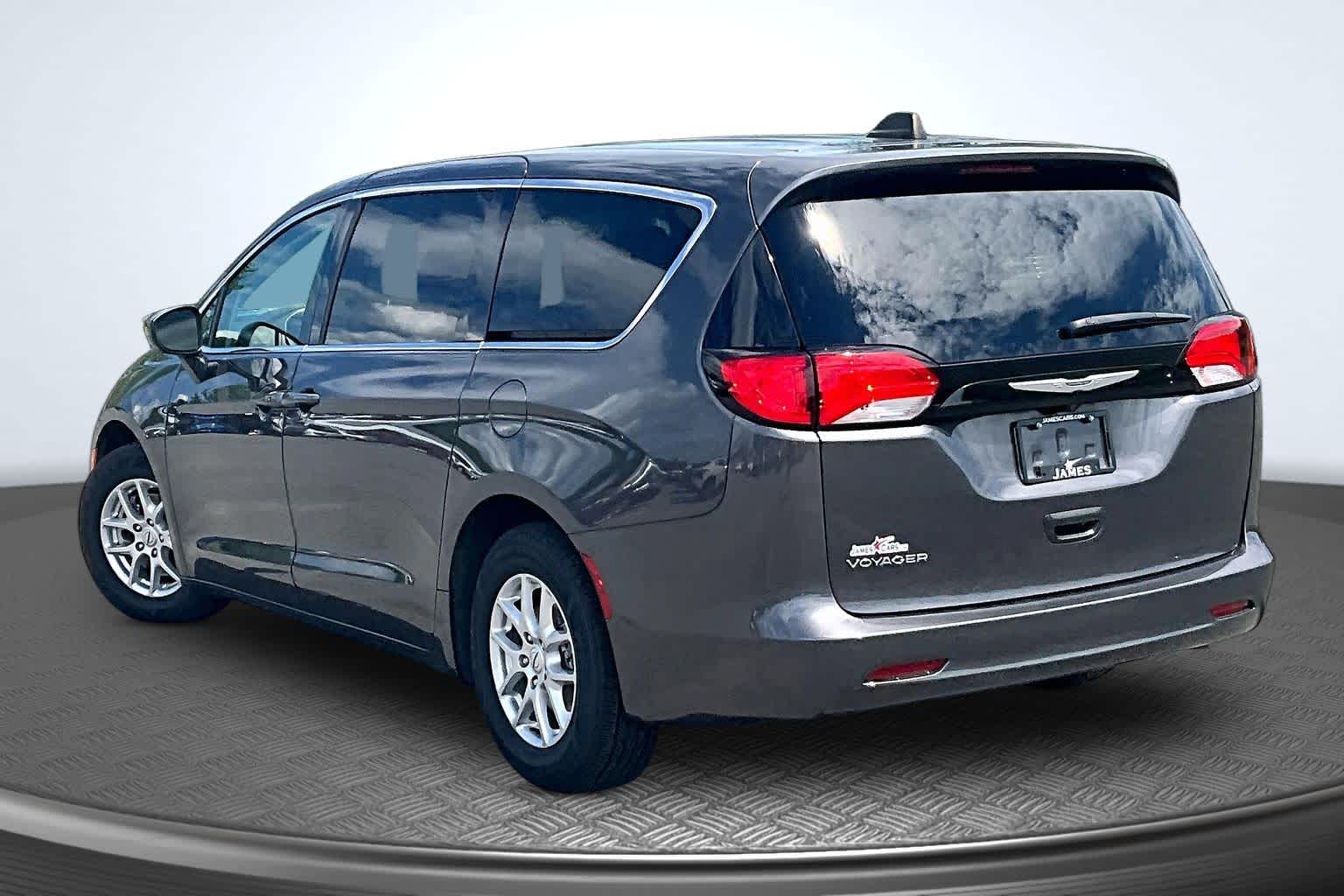 2023 Chrysler Voyager LX Granite Crystal Metallic Clearcoat at James Chevrolet