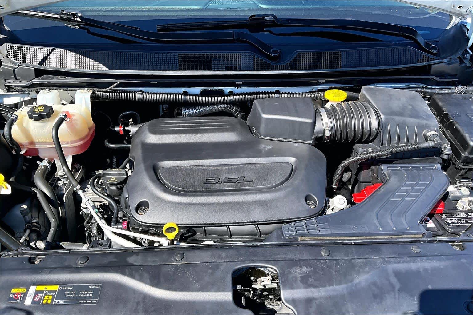 2023 Chrysler Voyager LX - 9