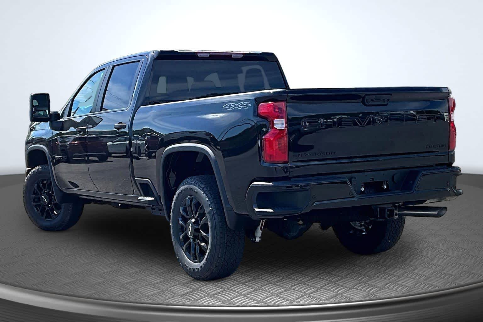 2026 Chevrolet Silverado 2500HD Custom - 2